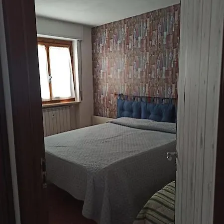 Spazioso Con Terrazzo Di Proprieta Lejlighed *